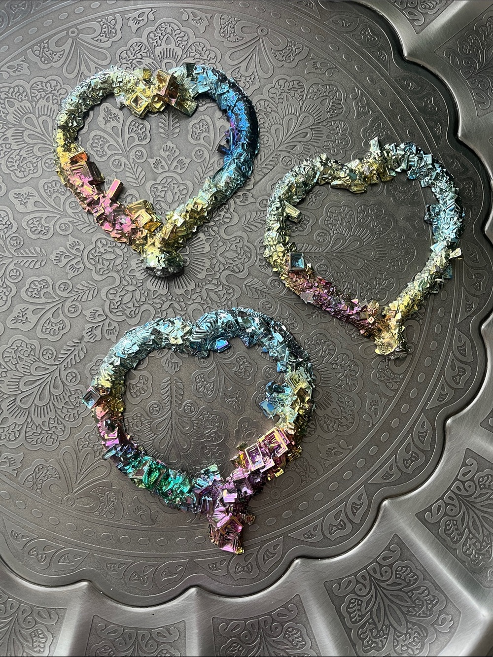 Bismuth heart